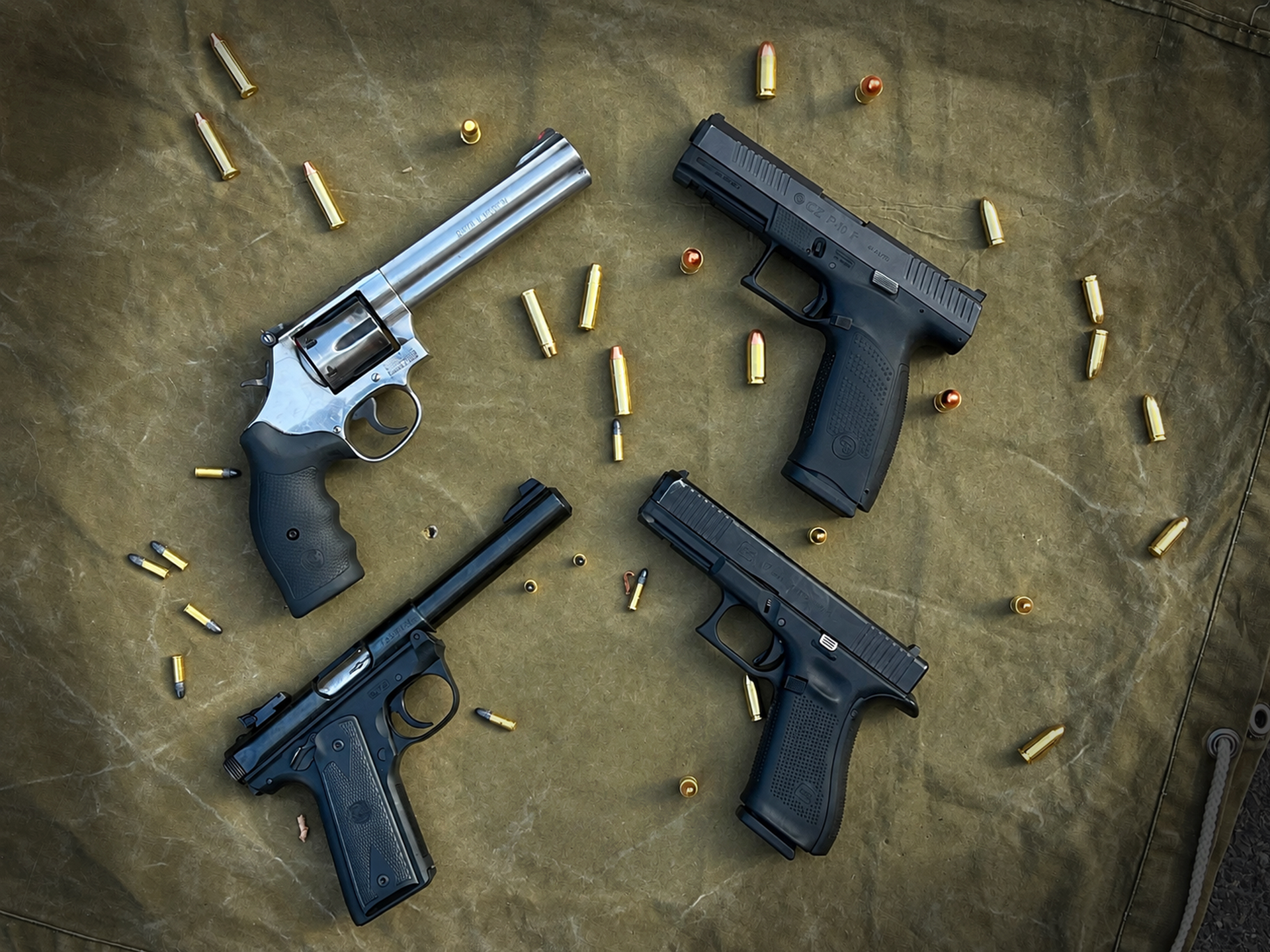 Pistolero package